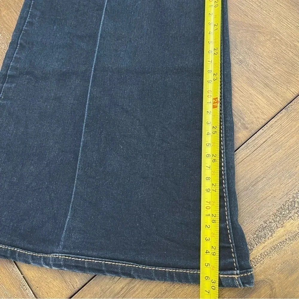 EUC Kut from the Kloth Ali Fit and Flare dark wash denim. Size 10. - Picture 7 of 7
